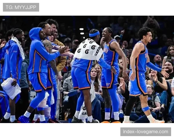 勇士拼一场球，快船却在算抽签概率，雷霆签位成别人棋子